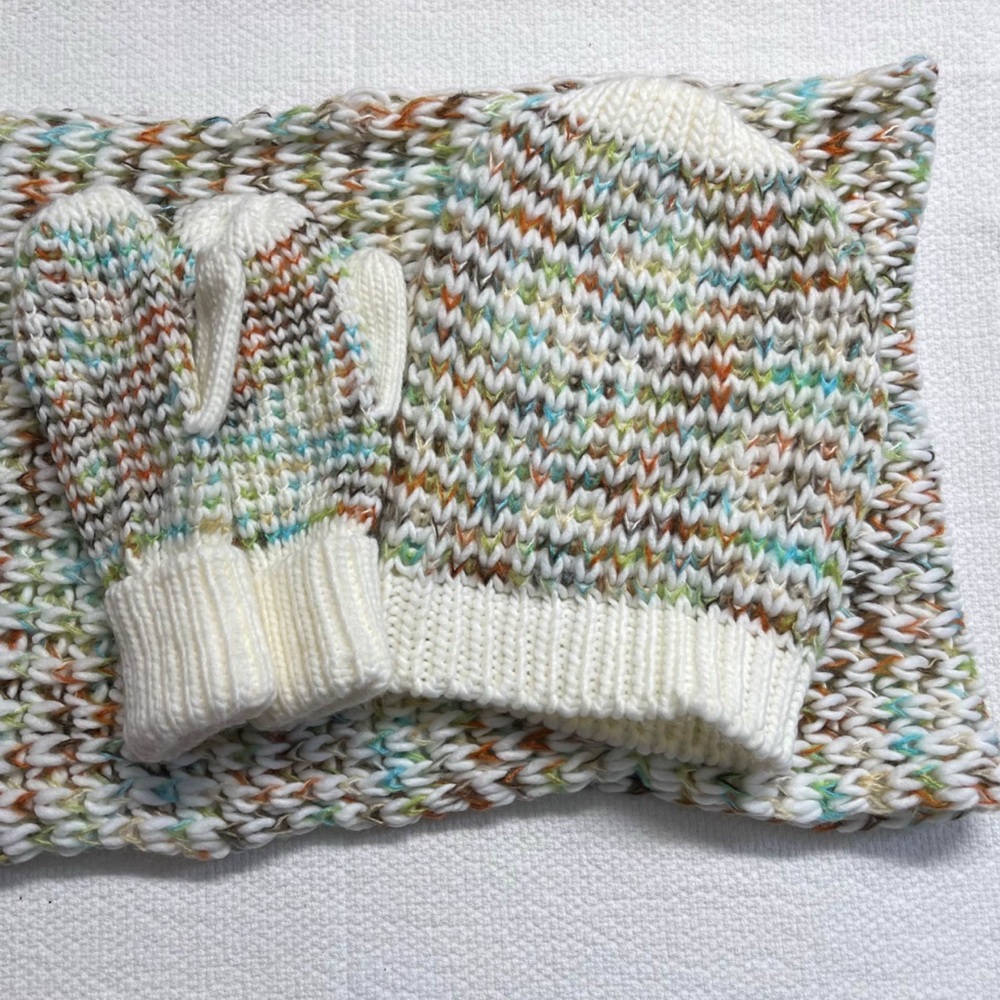 Multicolor Knit Hat, Mittens Infinity Scarf Set, New